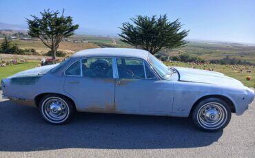 Jaguar-xj6-1972-grey-5
