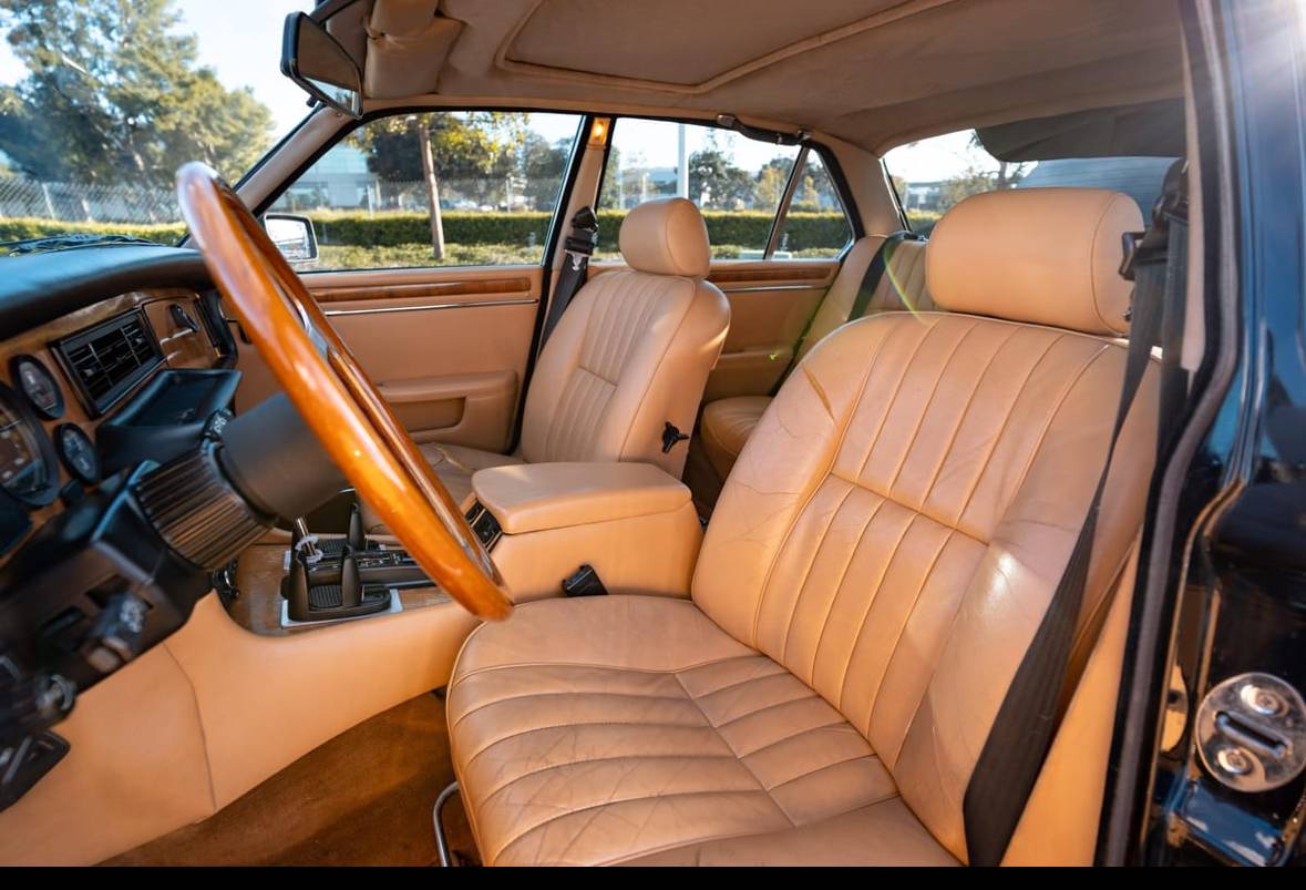Jaguar-xj6-1986-black-5
