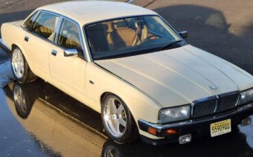 Jaguar-xj6-1991-2