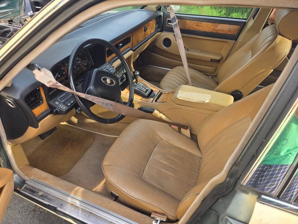 Jaguar-xj6-1991-8