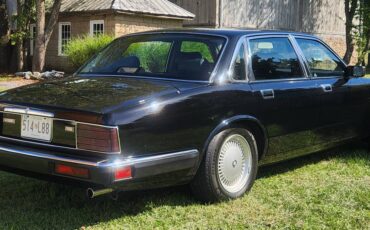 Jaguar-xj6-1993-black-12