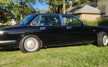 Jaguar-xj6-1993-black-14