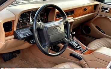 Jaguar-xj6-1993-white-14