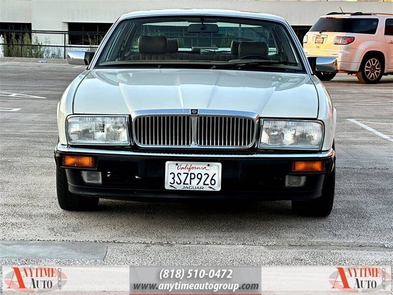 Jaguar-xj6-1993-white