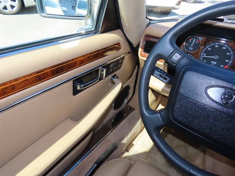 Jaguar-xj8-xjs-1992-silver-1