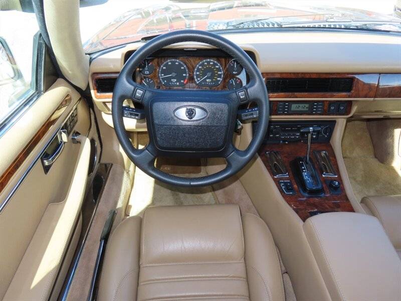 Jaguar-xj8-xjs-1992-silver-12