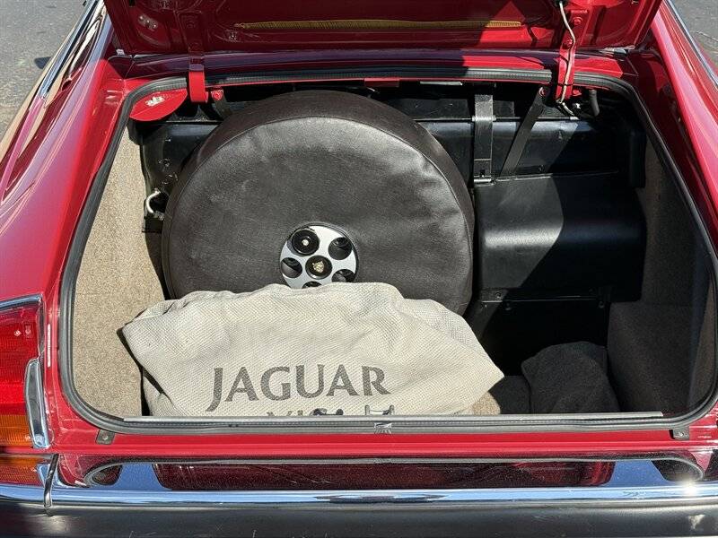 Jaguar-xjs-1987-6