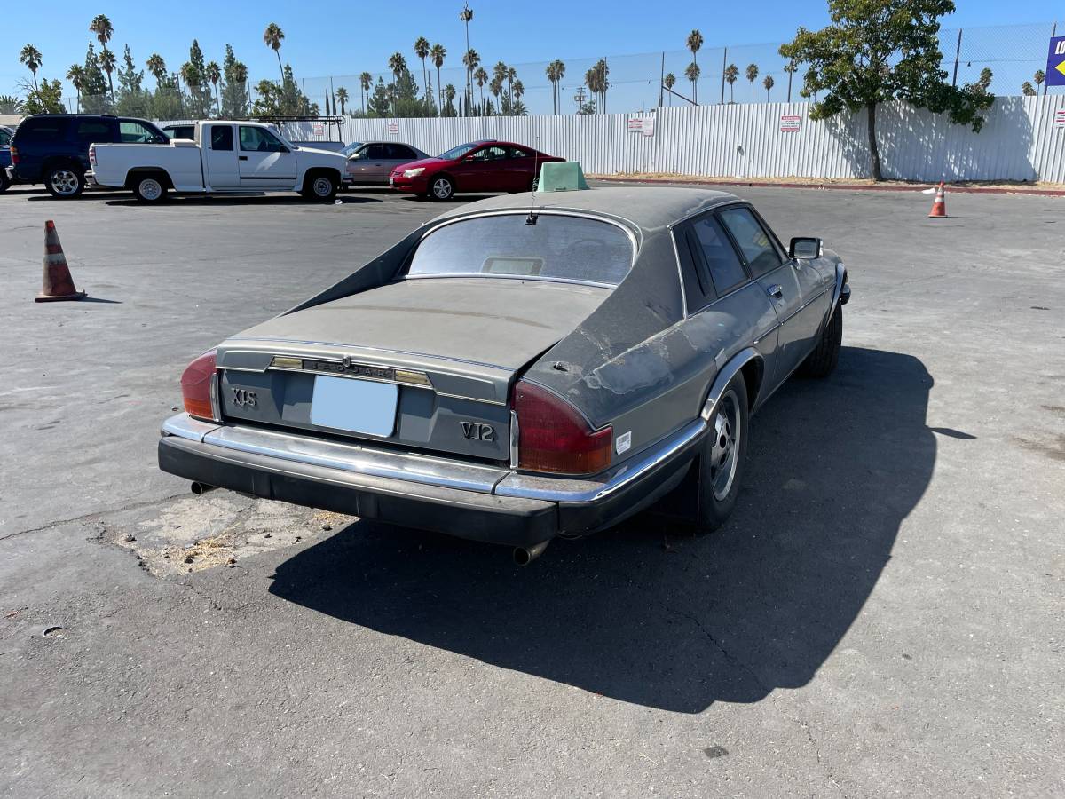 Jaguar-xjs-1987-grey-2