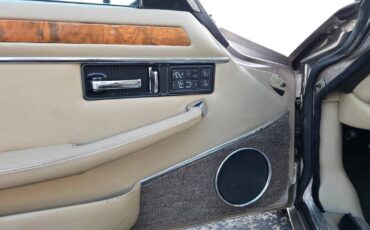 Jaguar-xjs-1994-custom-15