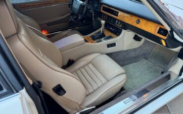 Jaguar-xjs-classic-collection-coupe-1991-white-10