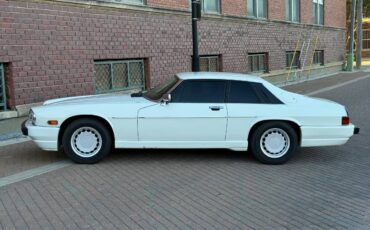 Jaguar-xjs-classic-collection-coupe-1991-white-4