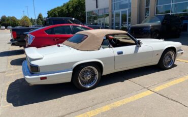 Jaguar-xjs-convertible-1995-white-1