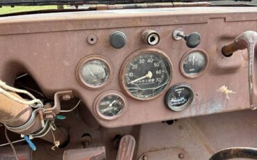 Jeep-1946-brown-12