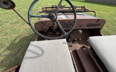 Jeep-1946-brown-13
