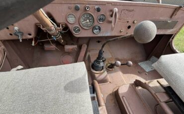 Jeep-1946-brown-14