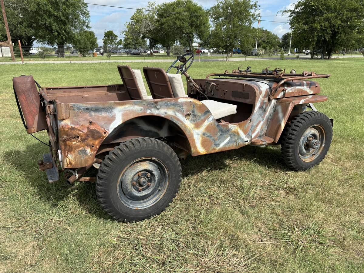Jeep-1946-brown-5