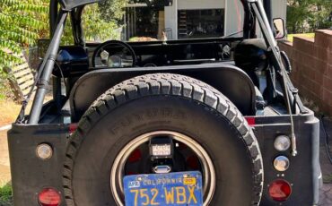 Jeep-1975-3