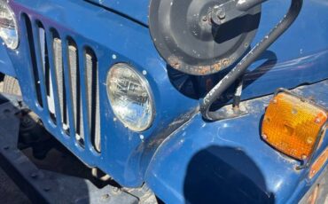 Jeep-1983-blue-2