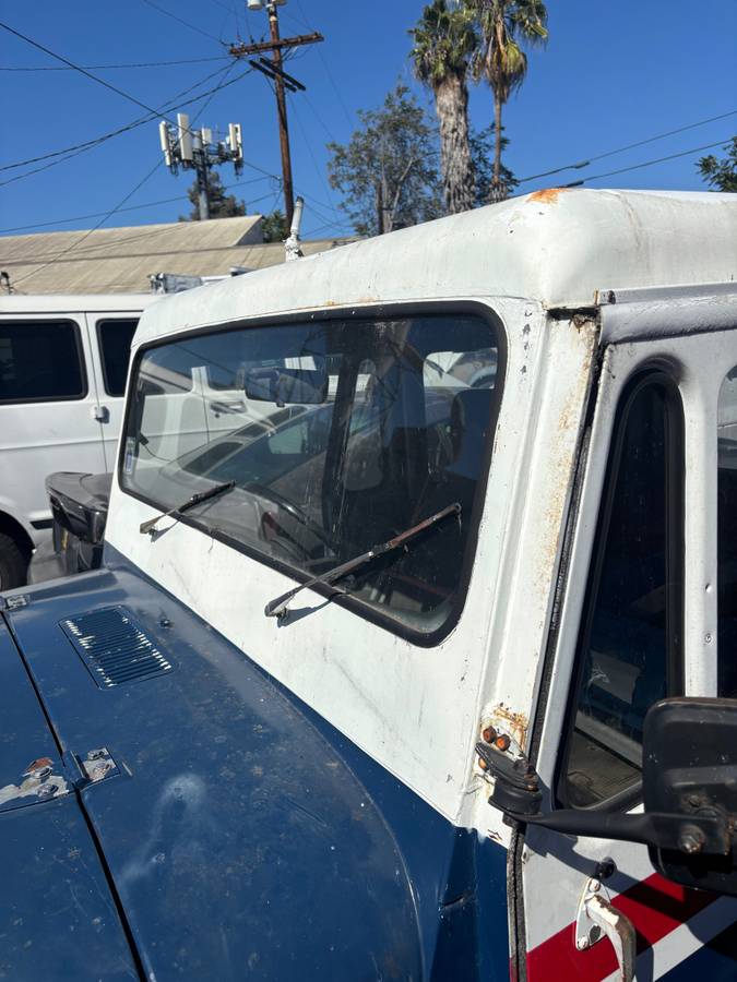 Jeep-1983-blue-4