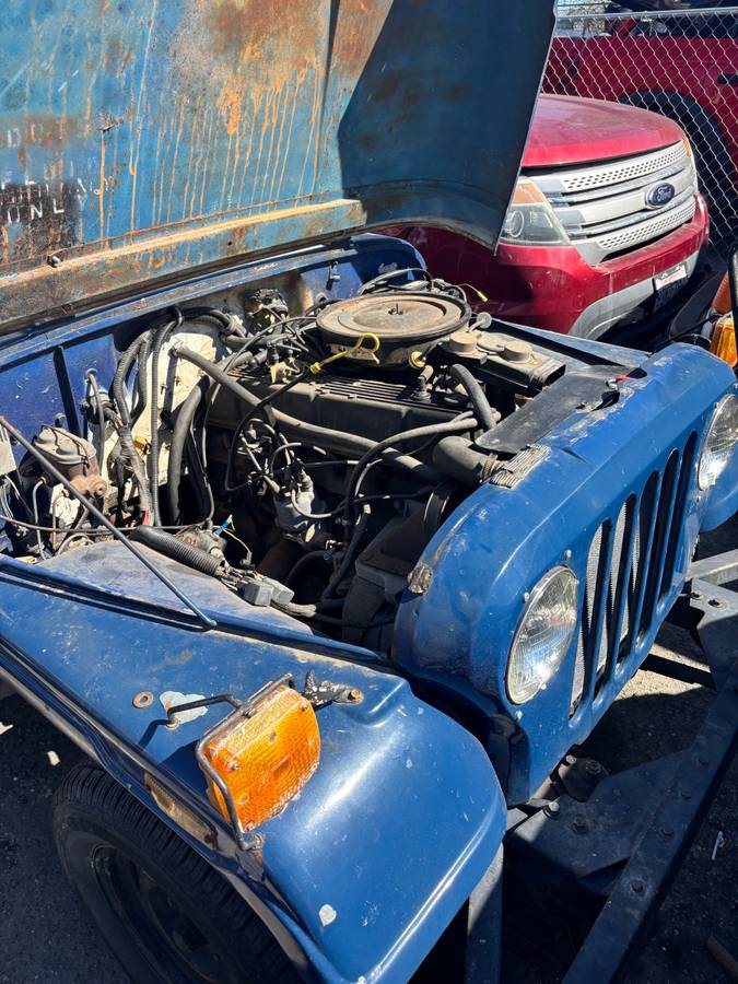 Jeep-1983-blue-8