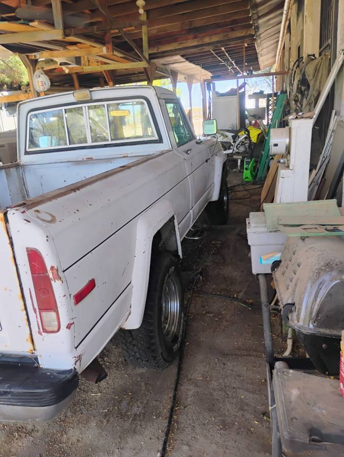 Jeep-1984-15