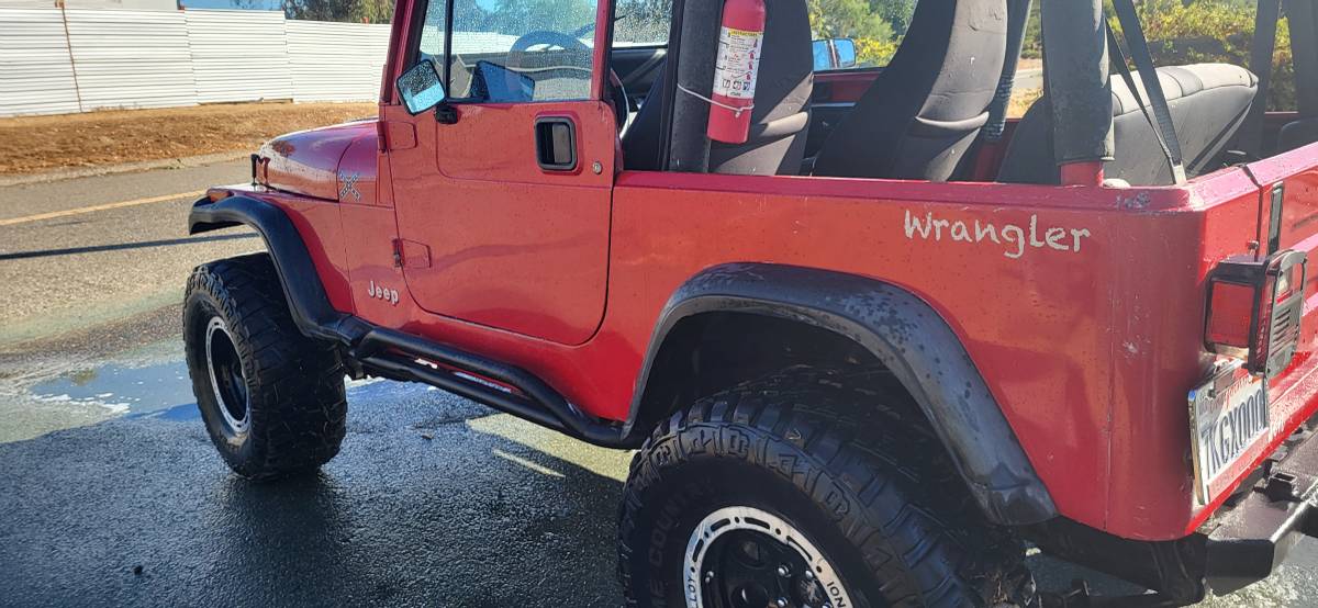 Jeep-1993-red-2