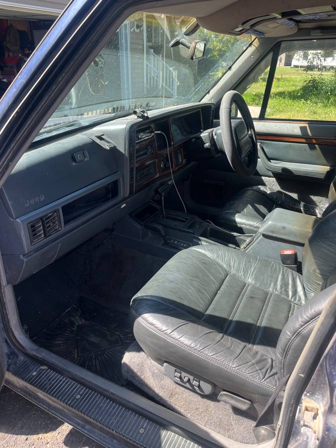 Jeep-1996-blue-2