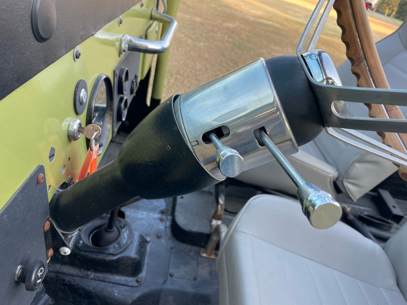 Jeep-CJ-1971-12
