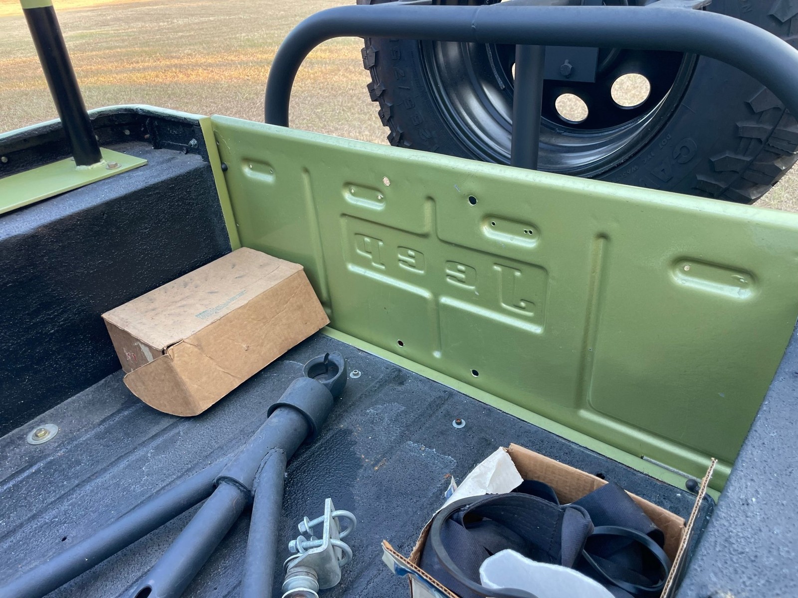Jeep-CJ-1971-13