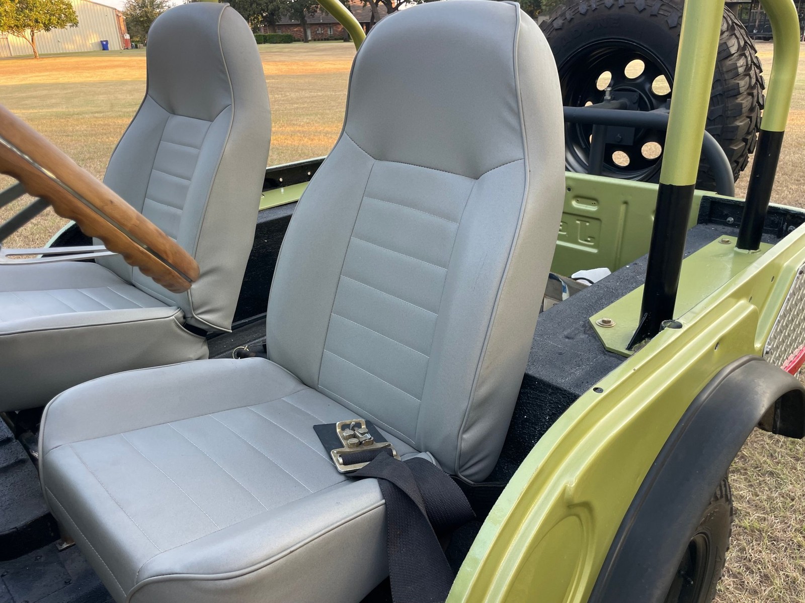 Jeep-CJ-1971-18