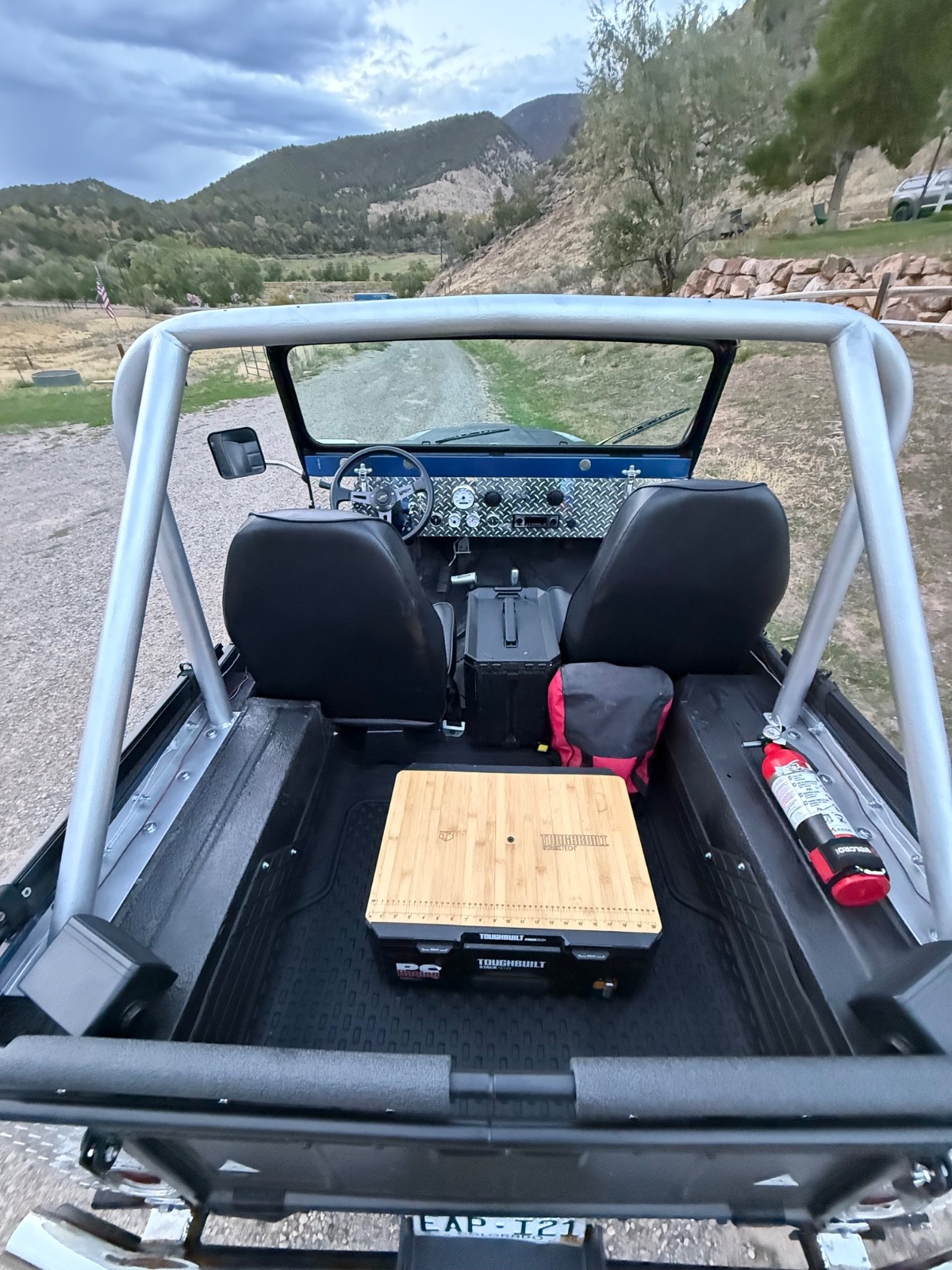 Jeep-CJ-1974-SUV-11