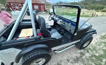 Jeep-CJ-1974-SUV-18