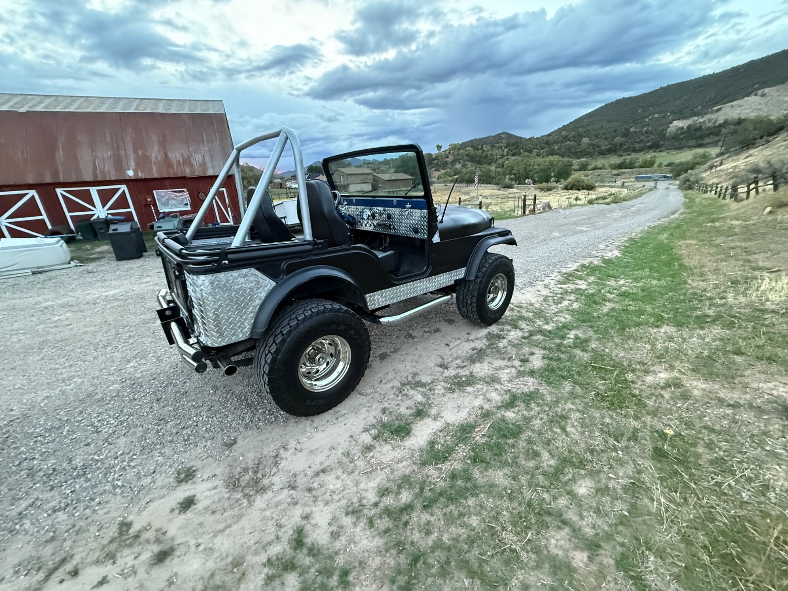 Jeep-CJ-1974-SUV-9