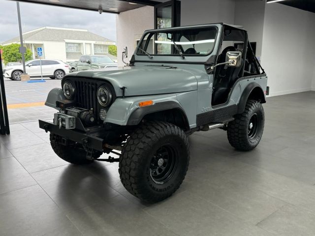 Jeep-CJ-1975