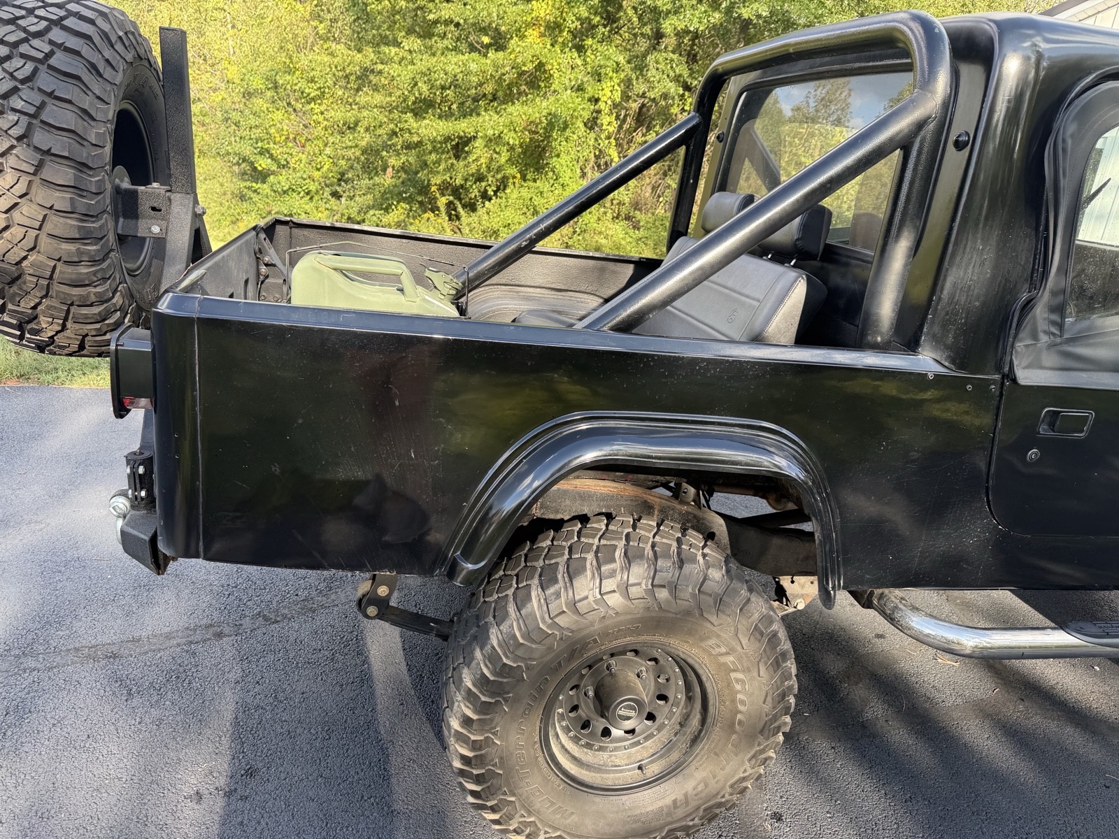 Jeep-CJ-1981-SUV-15
