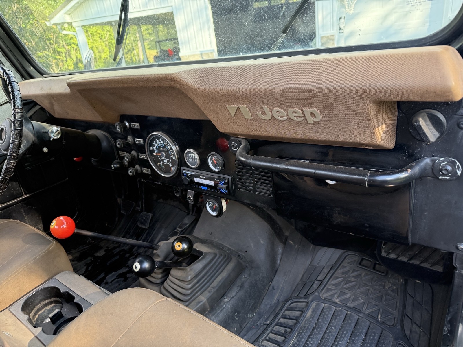 Jeep-CJ-1981-SUV-25