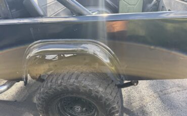 Jeep-CJ-1981-SUV-33