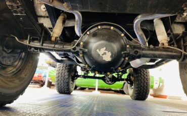Jeep-CJ-1981-SUV-36