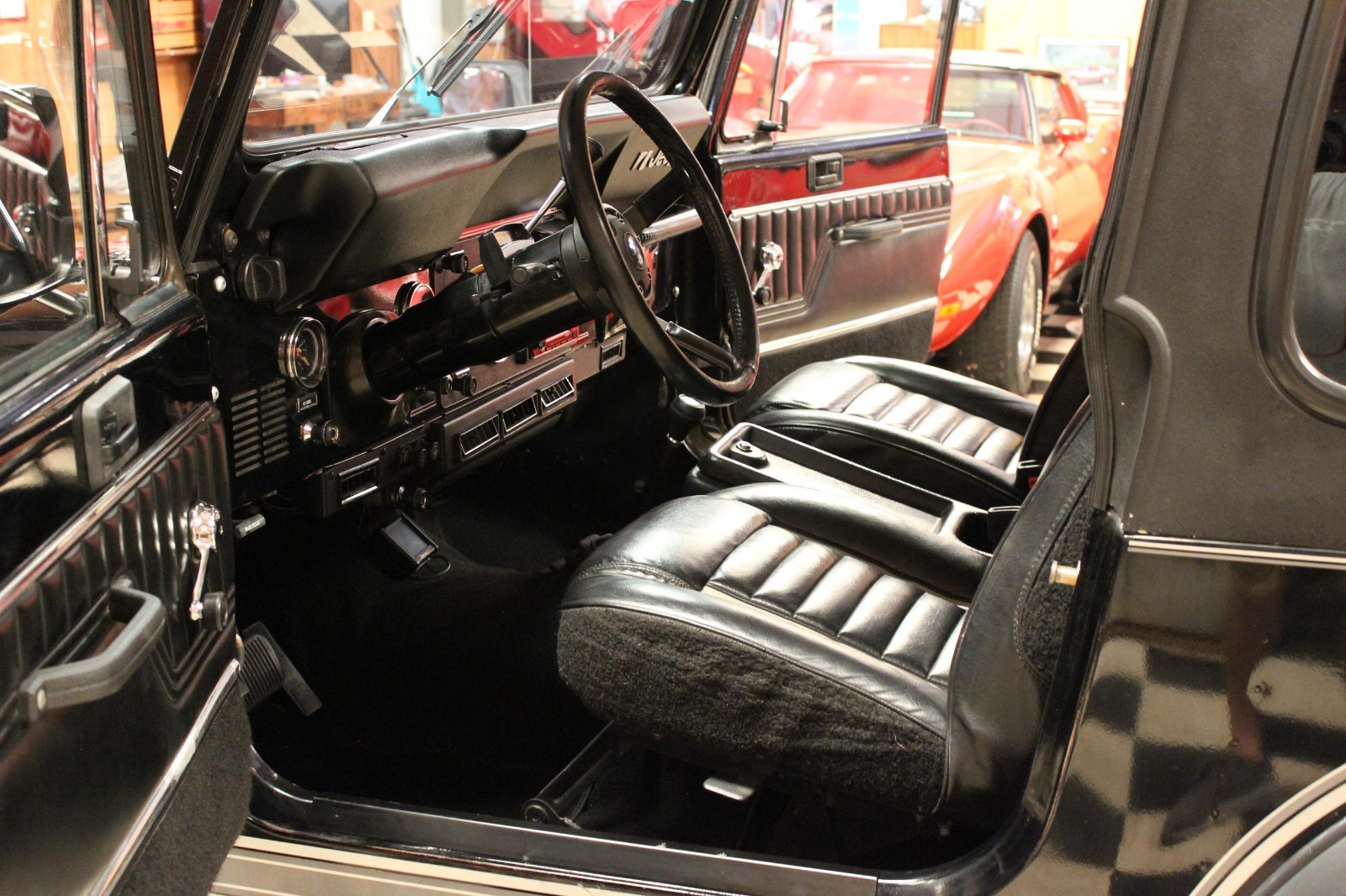 Jeep-CJ-1983-SUV-13