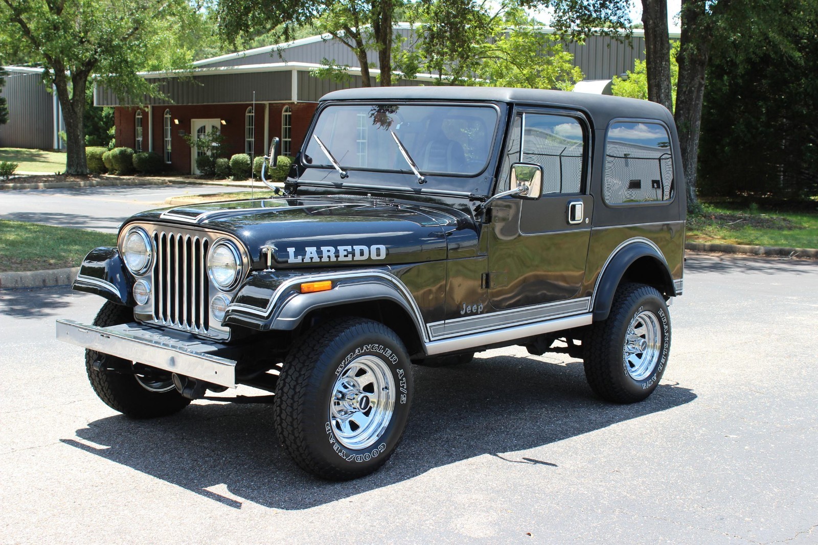 Jeep-CJ-1983-SUV-9