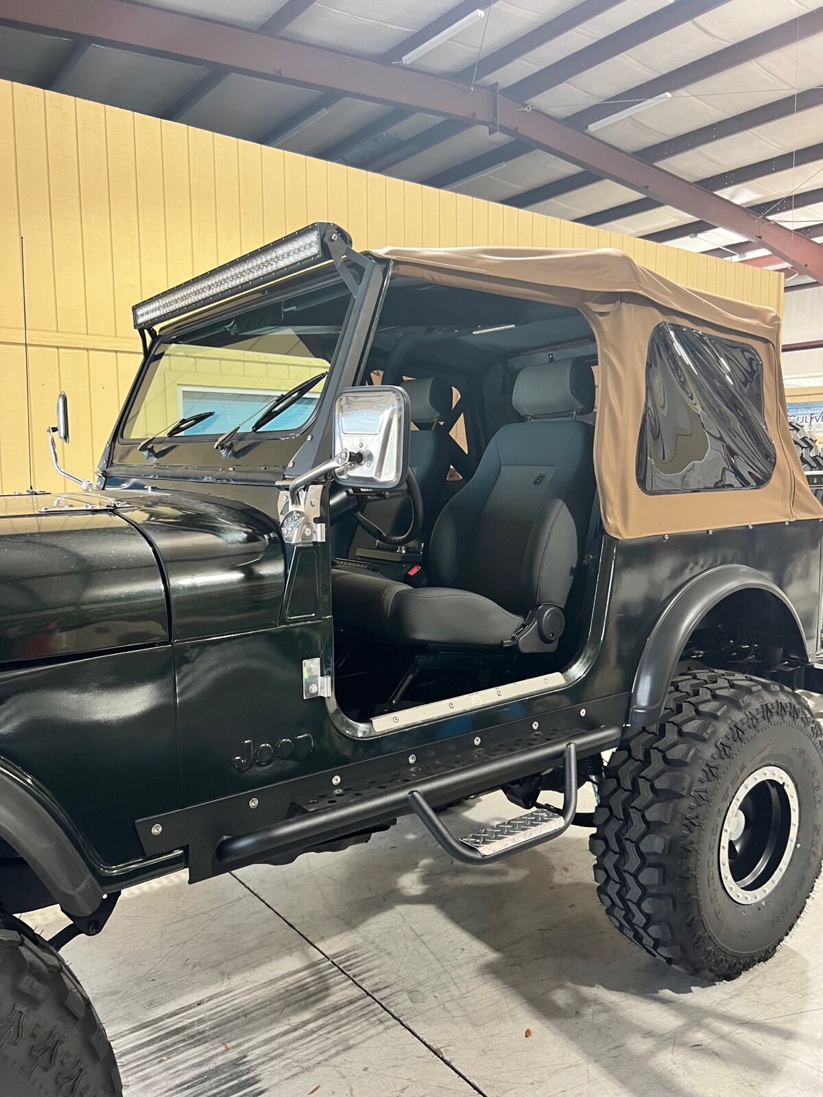 Jeep-CJ-1986-2