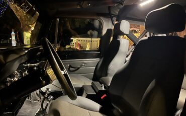 Jeep-CJ-1986-30