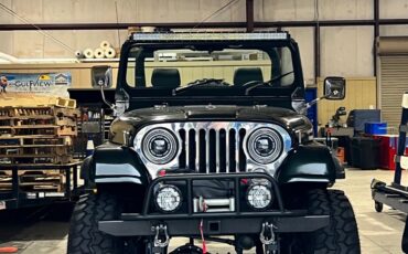 Jeep-CJ-1986-5