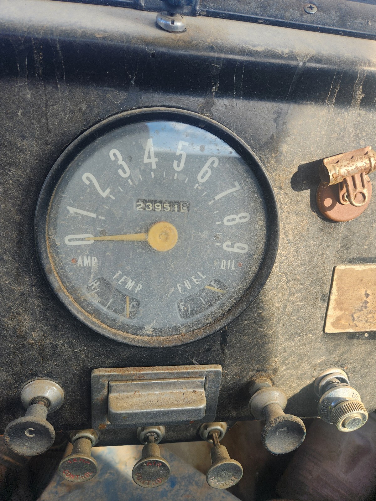 Jeep-CJ2A-1961-19