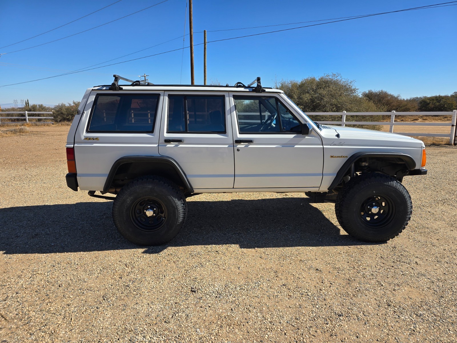 Jeep-Cherokee-1989-SUV-1