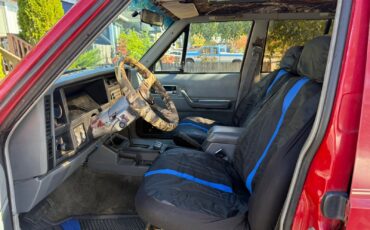 Jeep-Cherokee-1989-SUV-16