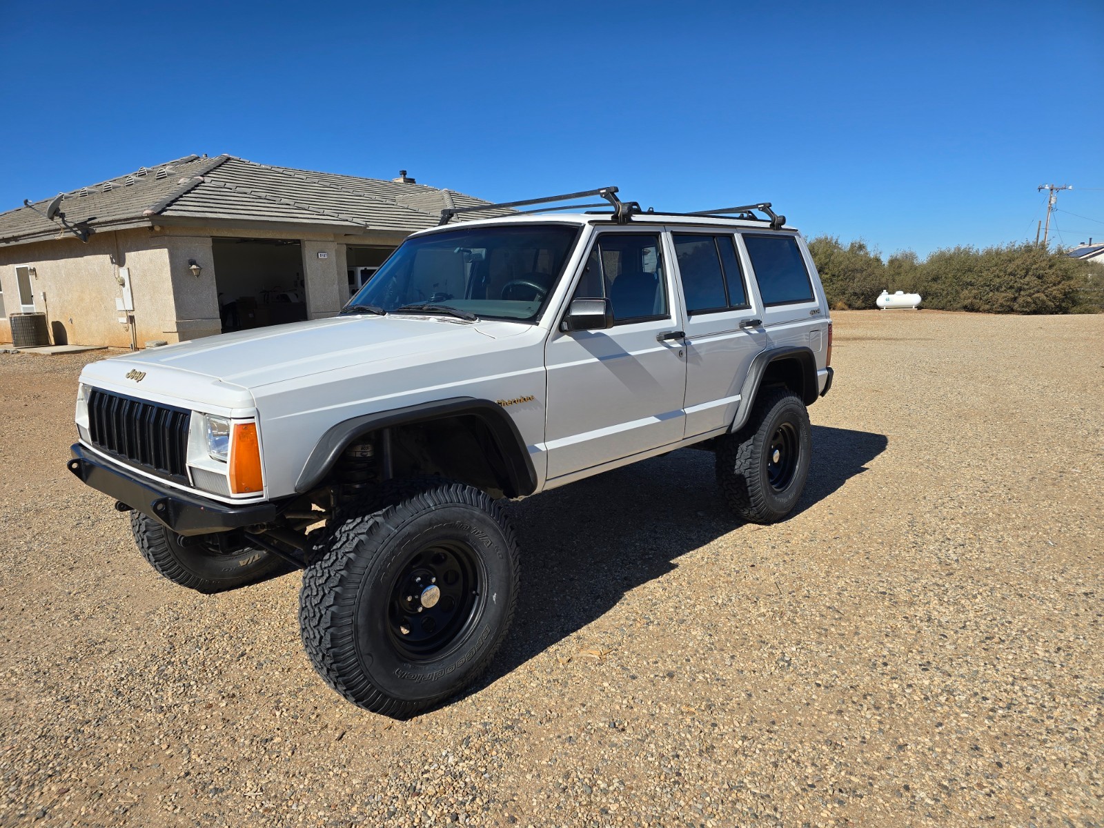 Jeep-Cherokee-1989-SUV-2