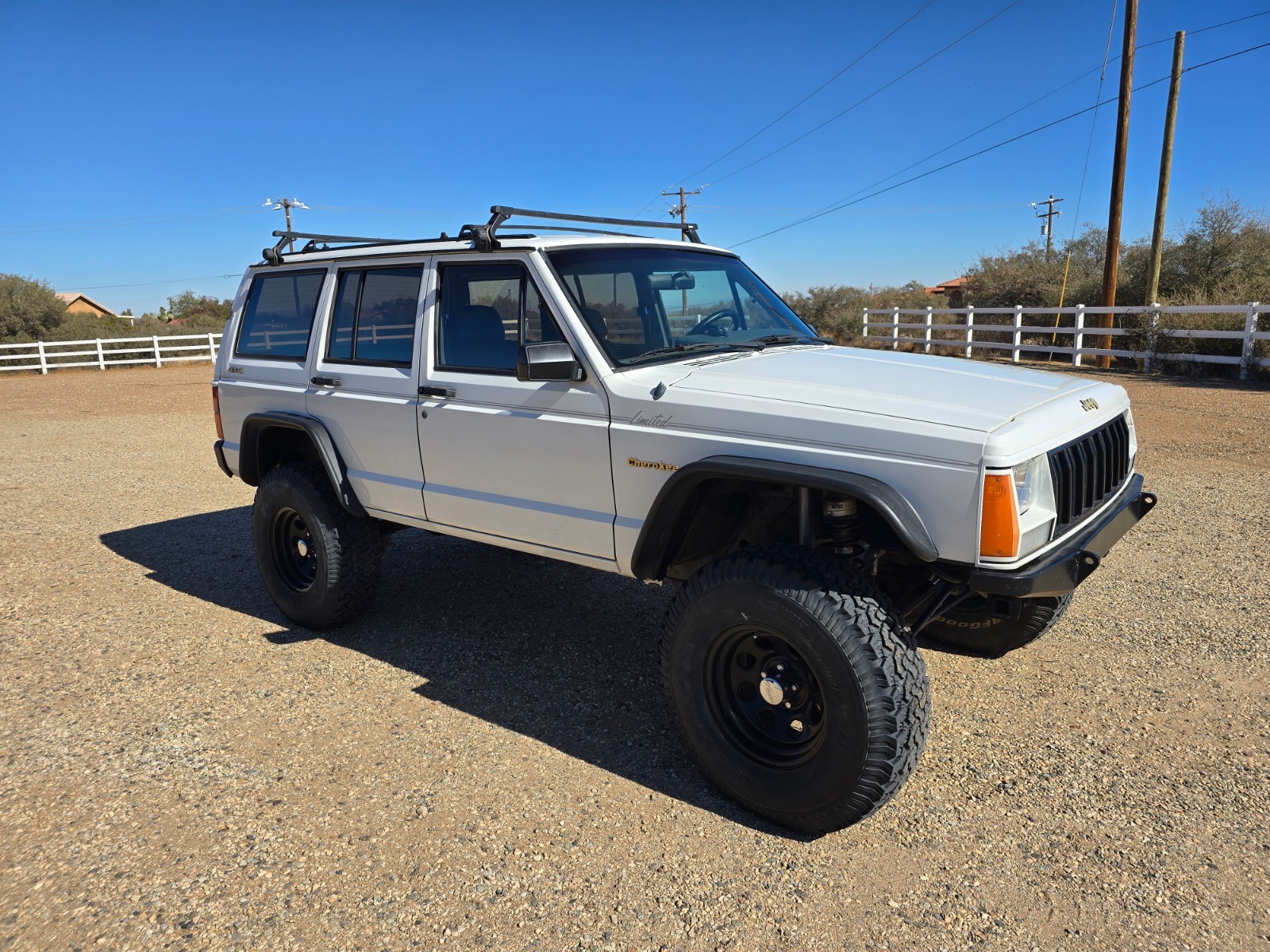 Jeep-Cherokee-1989-SUV