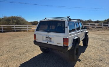 Jeep-Cherokee-1989-SUV-4