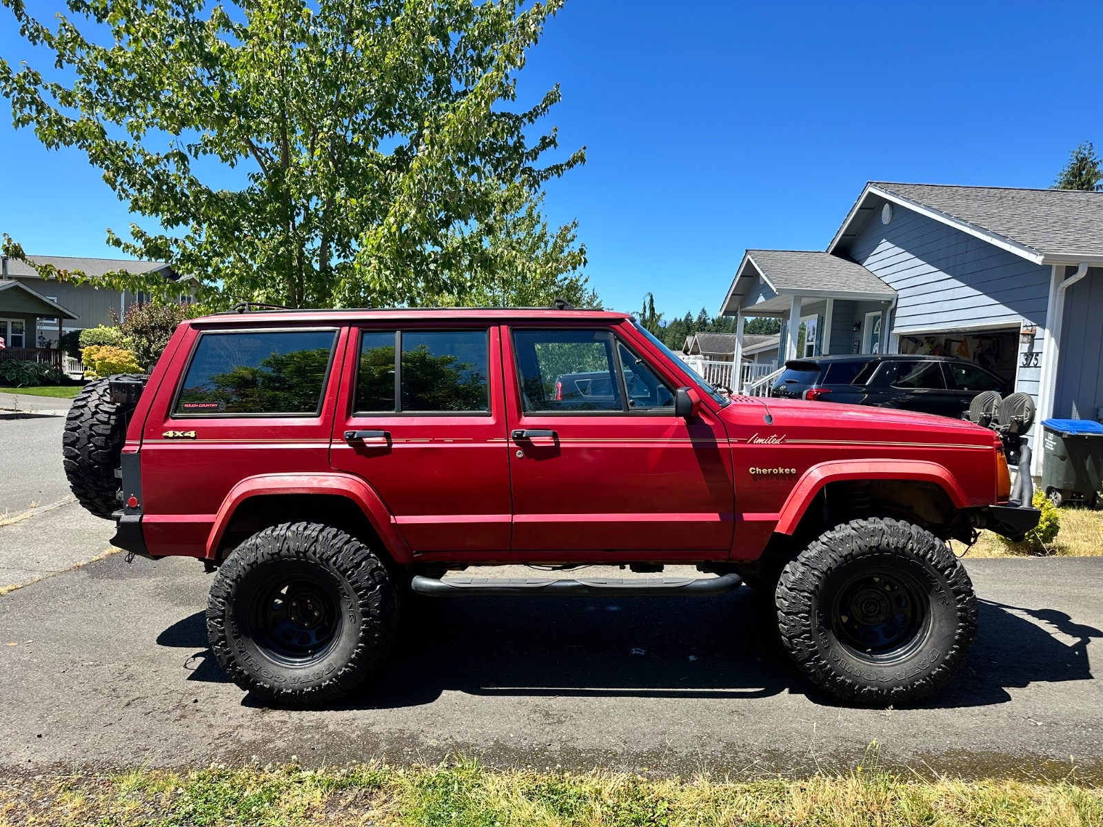 Jeep-Cherokee-1989-SUV-4